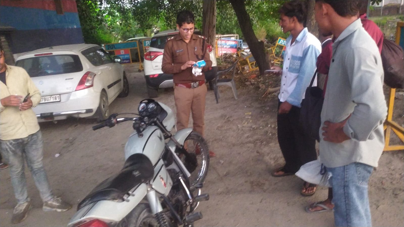 1793204525 48 आगामी त्यौहार के दृष्टिगत एसएसपी नवनीत सिंह के पर ग्राउंड