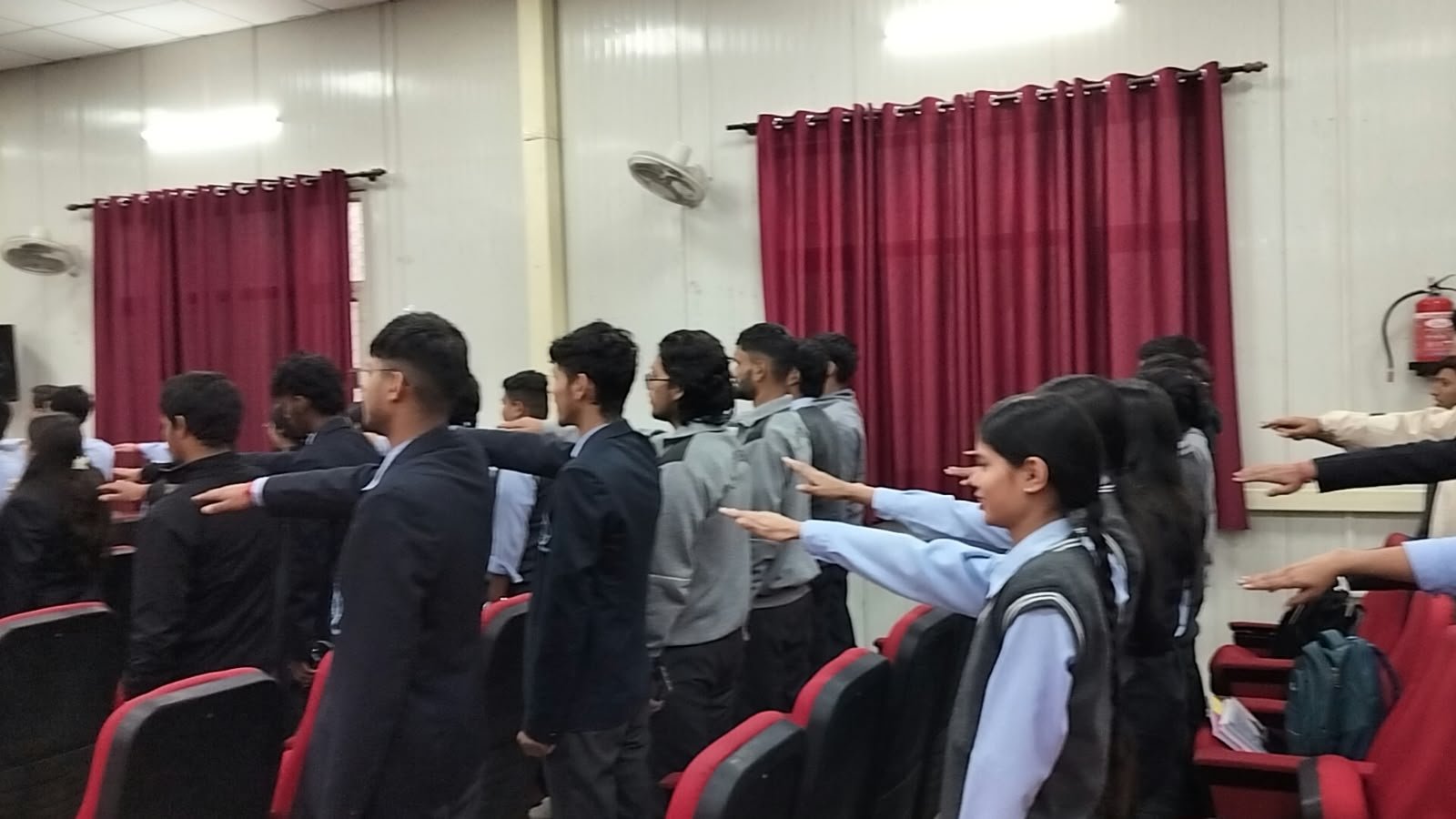 राजकीय प्रौद्योगिकी संस्थान, गोपेश्वर में युवा संवाद कार्यक्रम आयोजित 5 1793360661 826 राजकीय प्रौद्योगिकी संस्थान गोपेश्वर में युवा संवाद कार्यक्रम आयोजित
