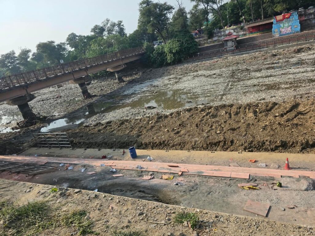 2027-के-लिए-हरिद्वार-में-3-किलोमीटर-से-अधिक-लंबाई.jpg