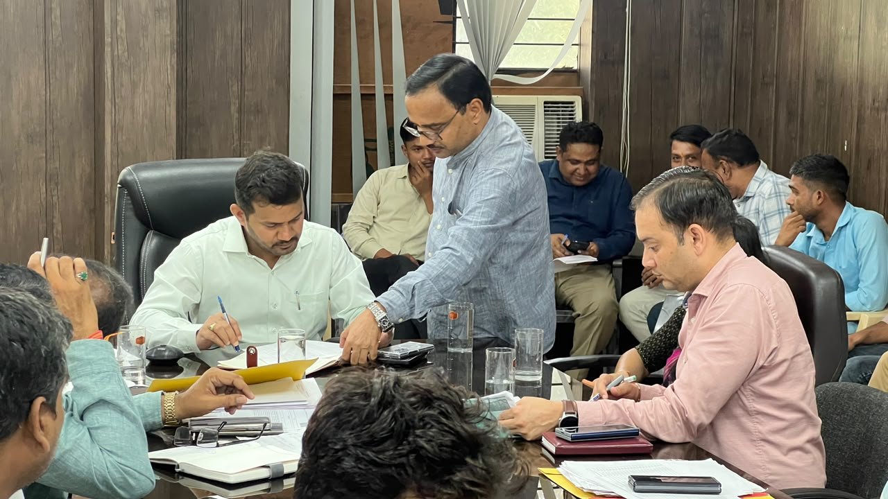 आगामी जनगणना की तैयारियों को लेकर संयुक्त मजिस्ट्रेट की अध्यक्षता में बैठक आयोजित 2 जनगणना की तैयारियों को लेकर संयुक्त मजिस्ट्रेट की अध्यक्षता