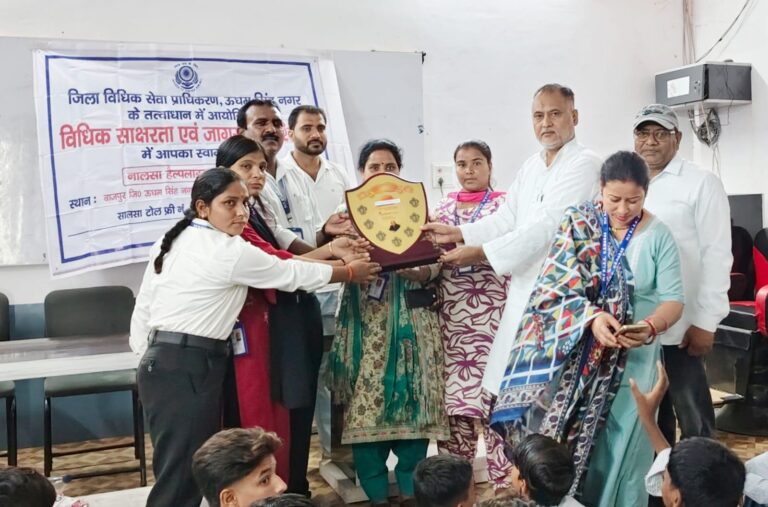 एपीजे-अब्दुल-कलाम-की-जयंती-के-अवसर-पर-छात्र-छात्राओं.jpeg