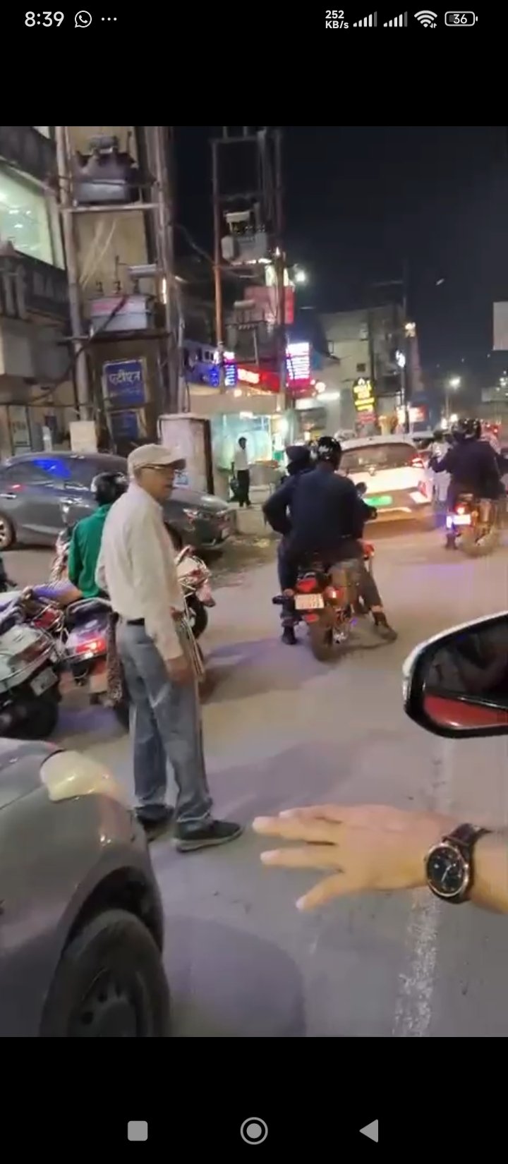 की-ख़रीदारी-हो-जाम-मुक्त-यातायात-पुलिस-को-SSP.jpg