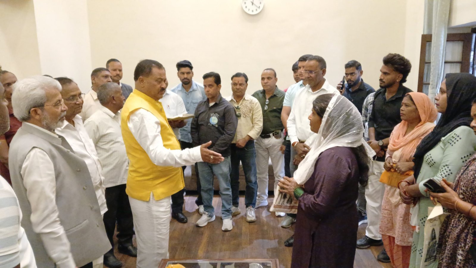 मेले में पर्यावरण मित्रों के मानदेय आवास और अन्य