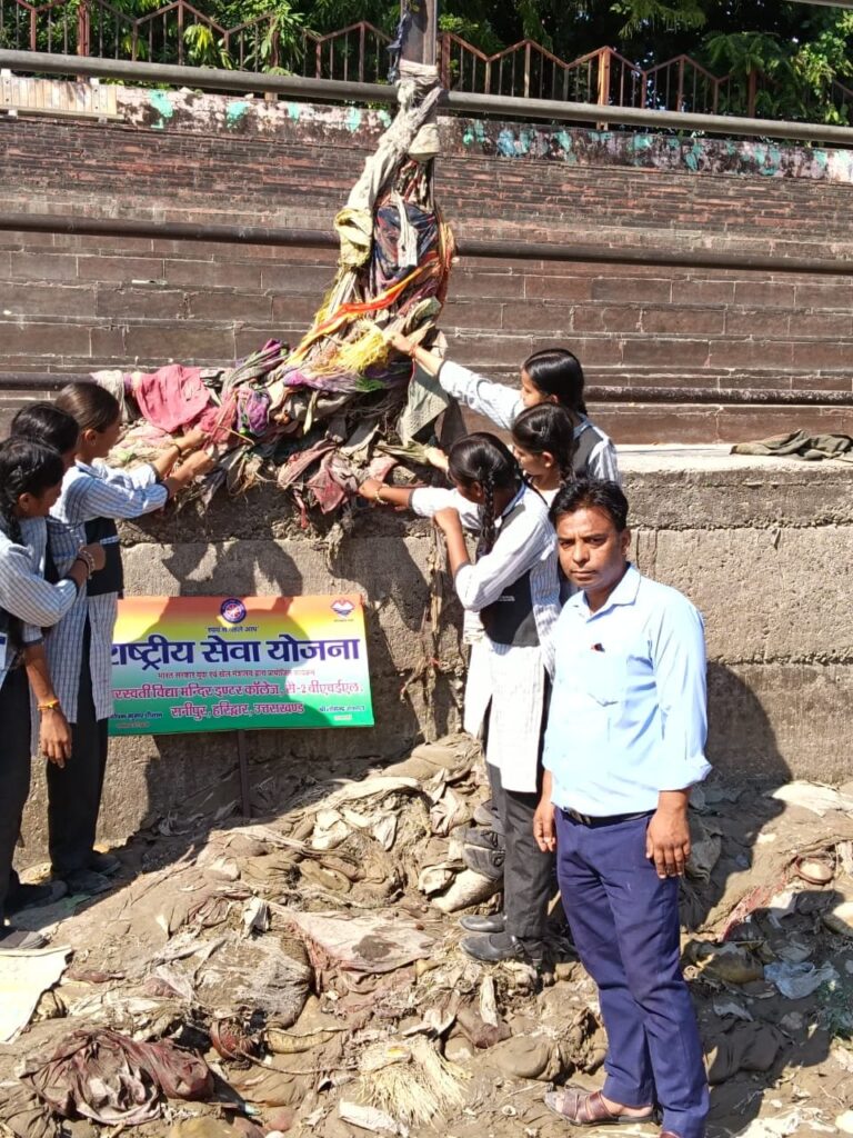 के-निर्देशों-के-क्रम-में-कुंभ-मेलाधिकारी-श्रीमती-सोनिका.jpg
