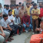 के-हमले-में-मृतक-किसान-को-स्वामी-यतीश्वरानंद-ने.jpeg