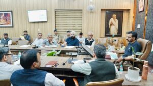 चुनाव-2027ः-देहरादून-में-23-अक्टूबर-से-ईवीएम-की-तकनीकी.jpeg