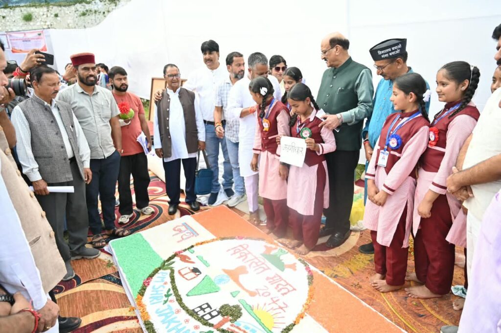 ज्योति-यात्रा-के-साथ-विकसित-भारत@2047-का-लिया-संकल्प.jpeg