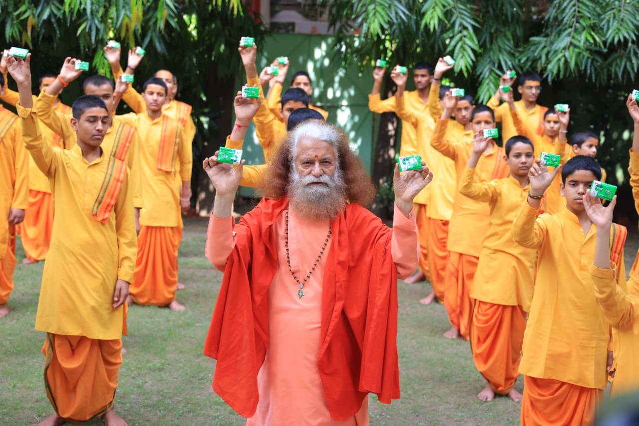एपीजे अब्दुल कलाम जी की जयंती पर परमार्थ निकेतन