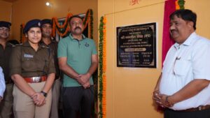 निवासियों-और-पुलिस-कर्मियों-को-मिली-नई-पुलिस-चौकी.jpeg