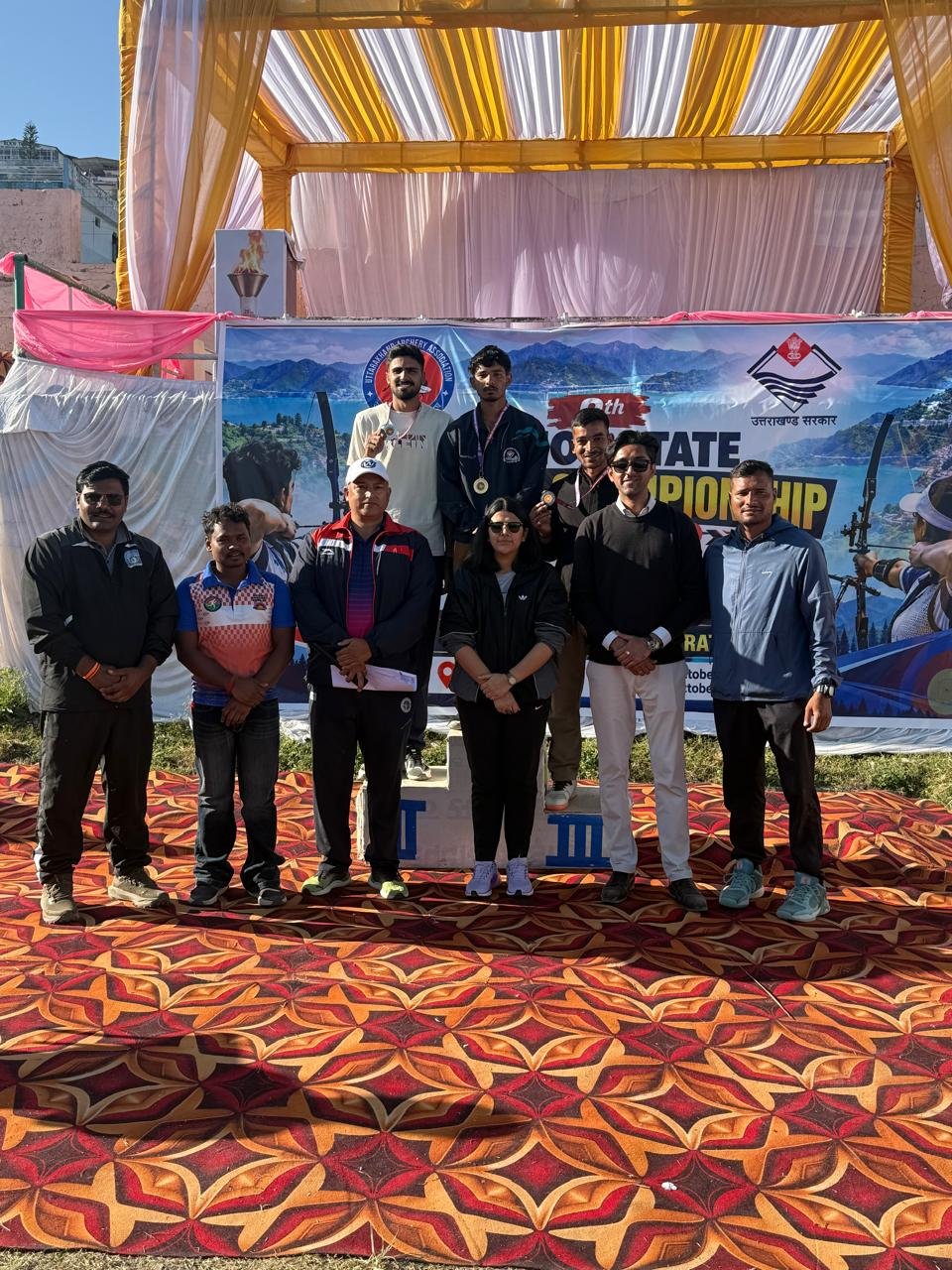 नौवीं राज्य स्तरीय सीनियर तीरंदाजी प्रतियोगिता के दूसरे दिन खिलाड़ियों ने दिखाया दमखम, विजेताओं को मिले पदक 2 राज्य स्तरीय सीनियर तीरंदाजी प्रतियोगिता के दूसरे दिन खिलाड़ियों