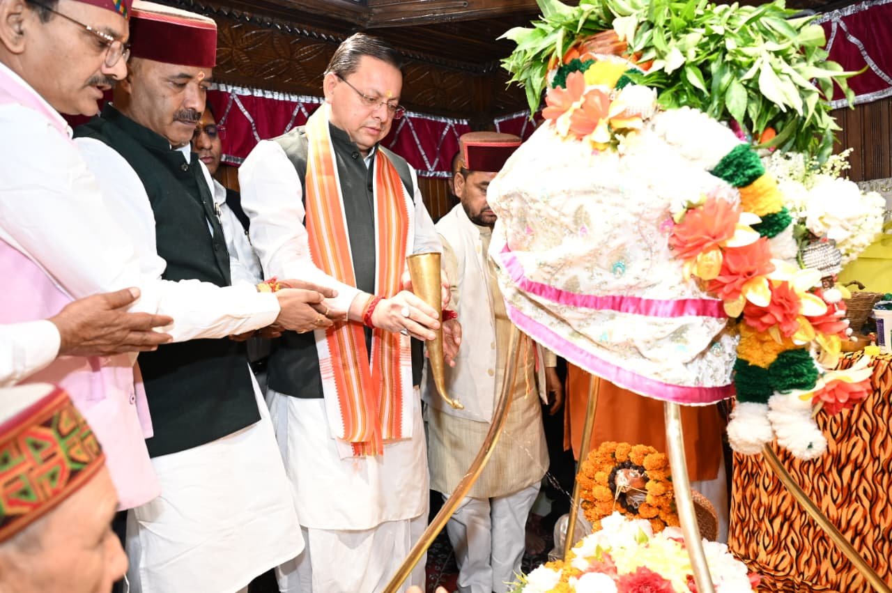 मोदी के जनसेवा एवं सुशासन के 25 वर्ष पूर्ण