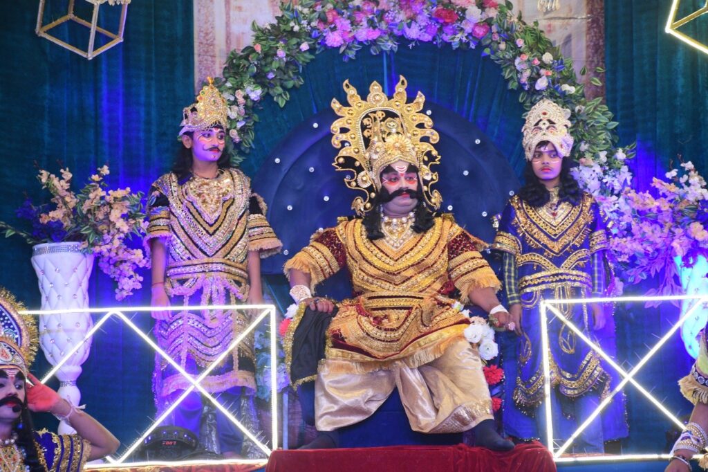 रामलीला-समिति-रजिमौलक्कड़हारान-ज्वालापुर-हरिद्वार-के-120-वे-वार्षिकोत्सव.jpg