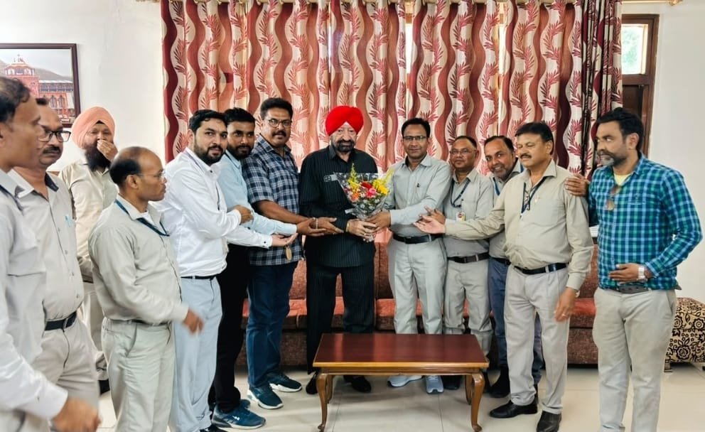 वर्कर्स-यूनियन-HMS-का-35वाँ-स्थापना-दिवस-धूमधाम-से.jpeg