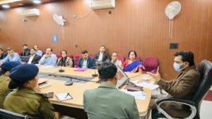 विन्टरलाईन-कार्निवाल-2026-को-भव्य-आयोजन-को-लेकर-जिला-प्रशासन.jpeg