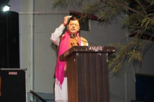 श्री-पुष्कर-सिंह-धामी-ने-हिंदू-नेशनल-कॉलेज-में.jpg