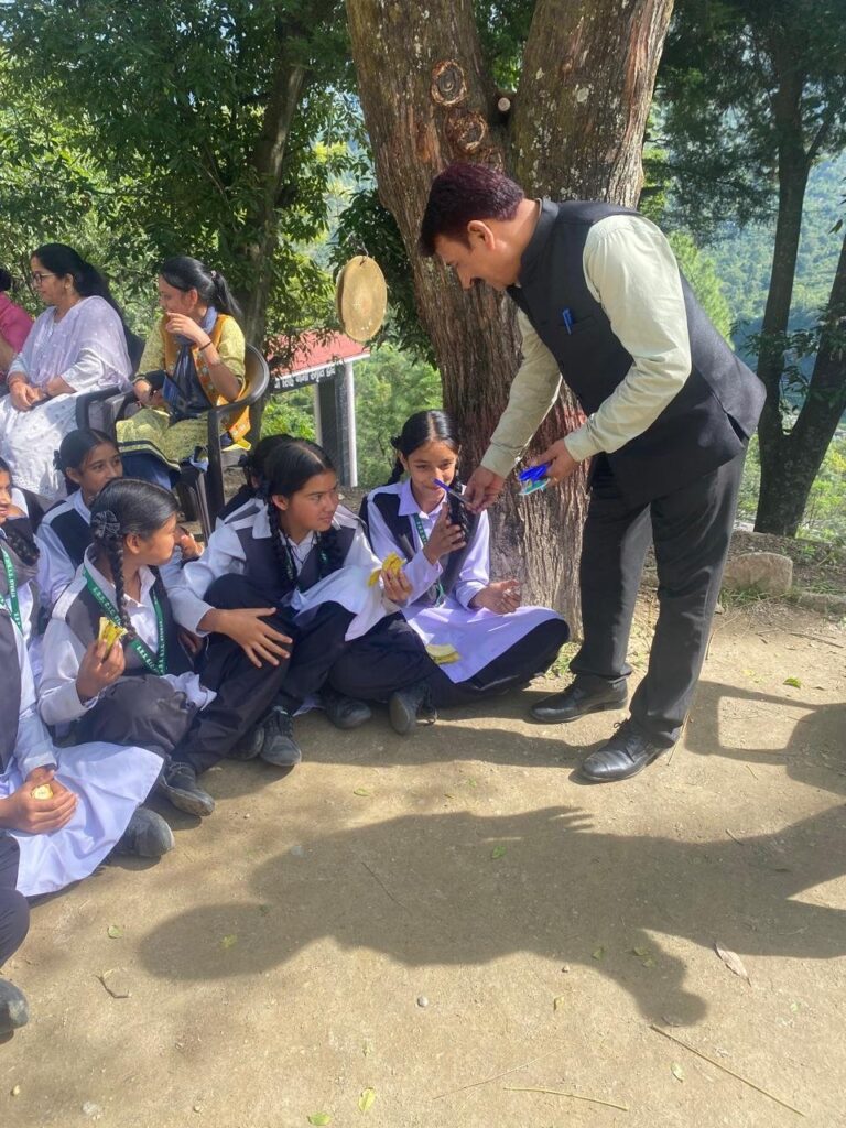संकल्प-अभियान-के-तहत-राजकीय-इंटर-कॉलेज-क्यूँजा-में.jpeg