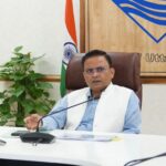 सचिव-ने-राजाजी-नेशनल-पार्क-एवं-फूलों-की-घाटी.jpeg