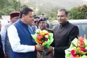 सत्र-के-लिए-गैरसैंण-आगमन-पर-मुख्यमंत्री-पुष्कर-सिंह.jpg