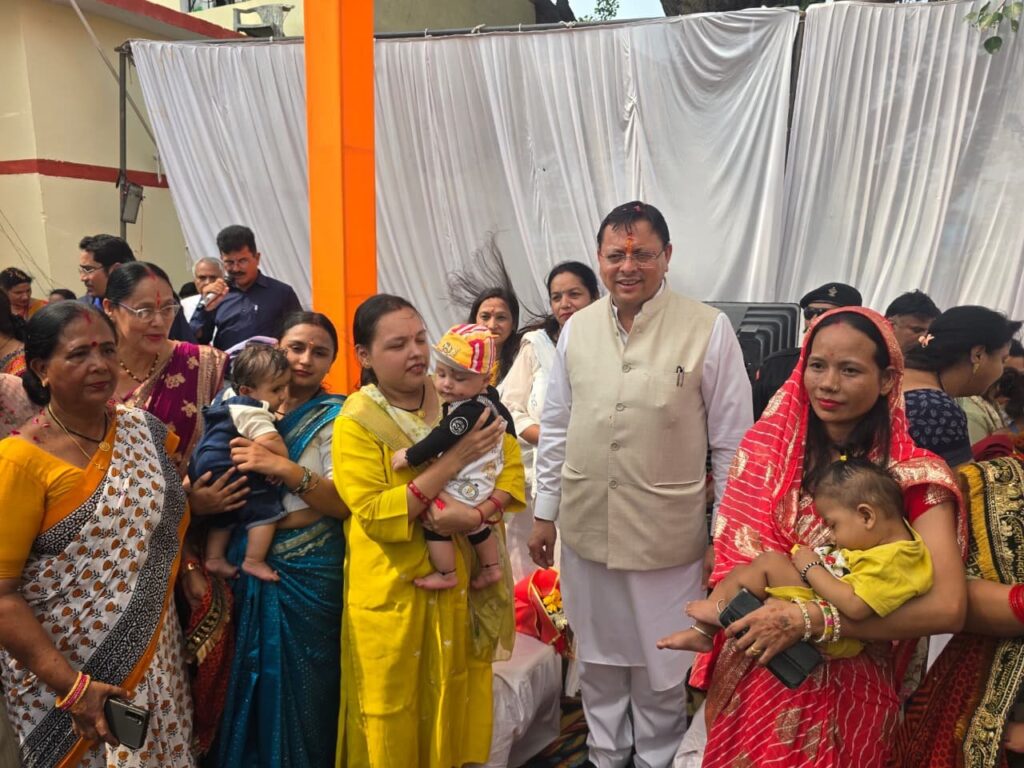 स्नेह-और-संवाद-हर-आंगन-तक-पहुंचे-सरकार-का.jpeg