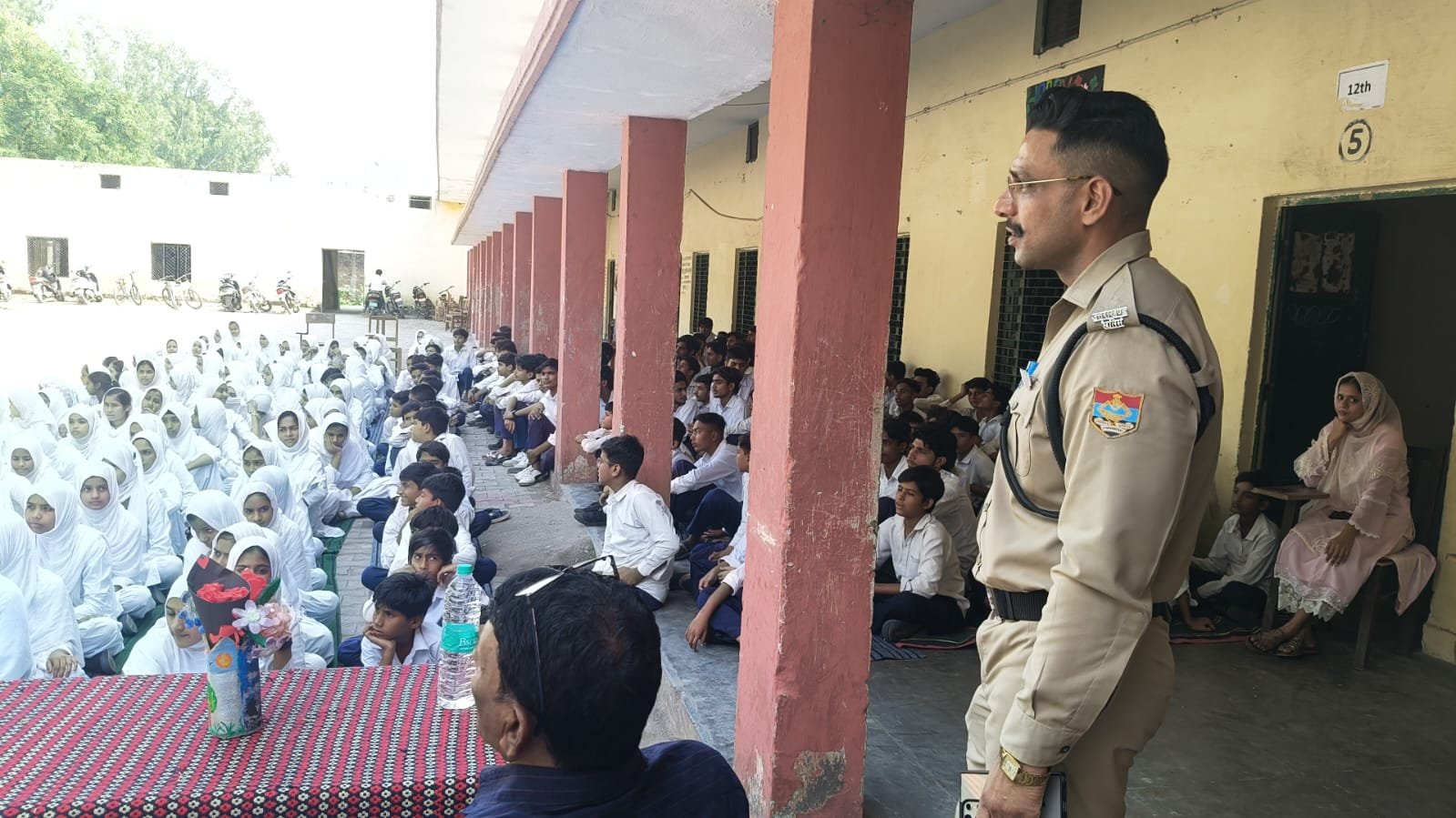 द्वारा इण्टर कॉलेज इमाम साहब में साईबर सुरक्षा अभियान