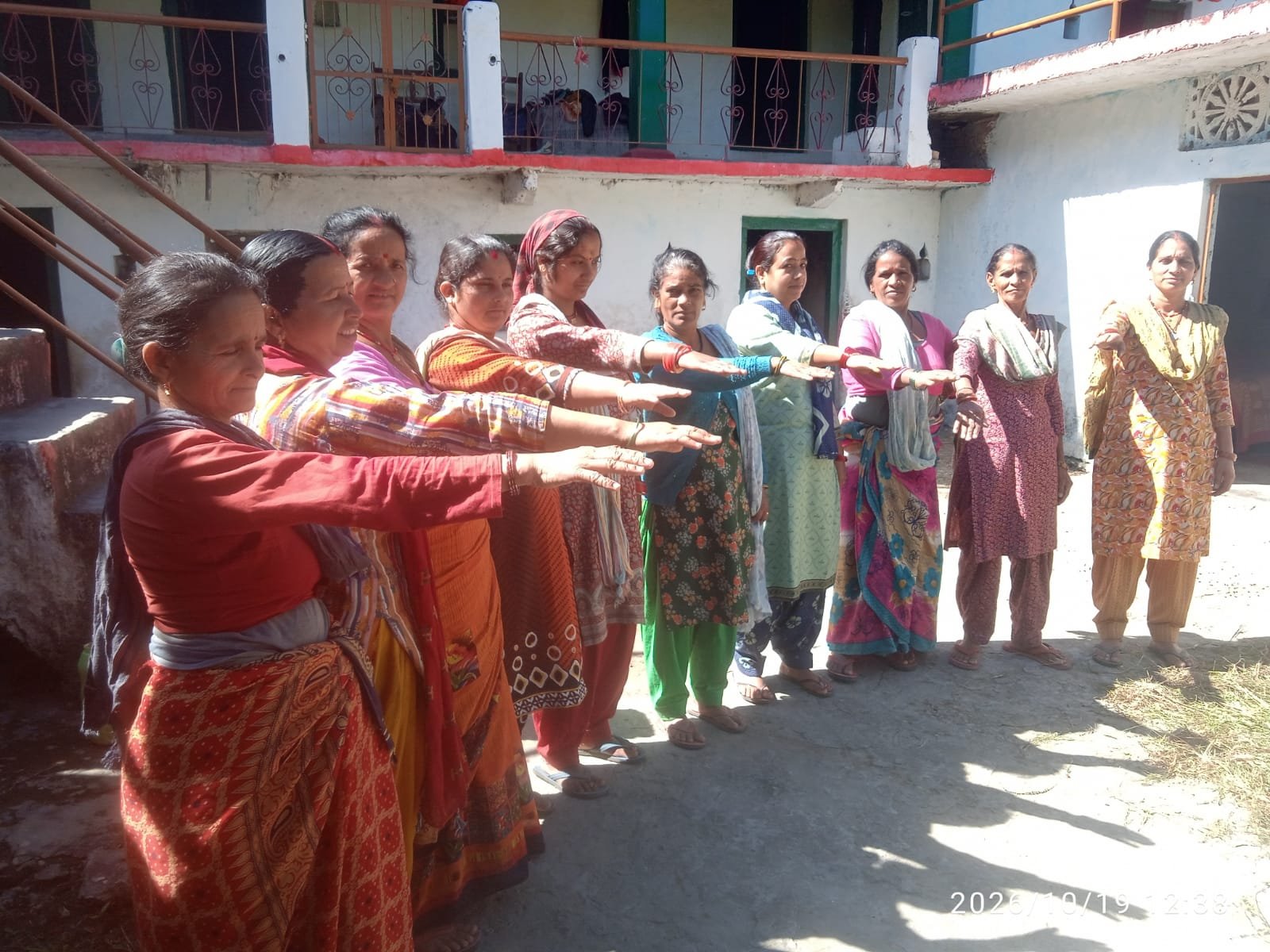 मंगल दलों के माध्यम से मतदाता जागरूकता अभियान जारी